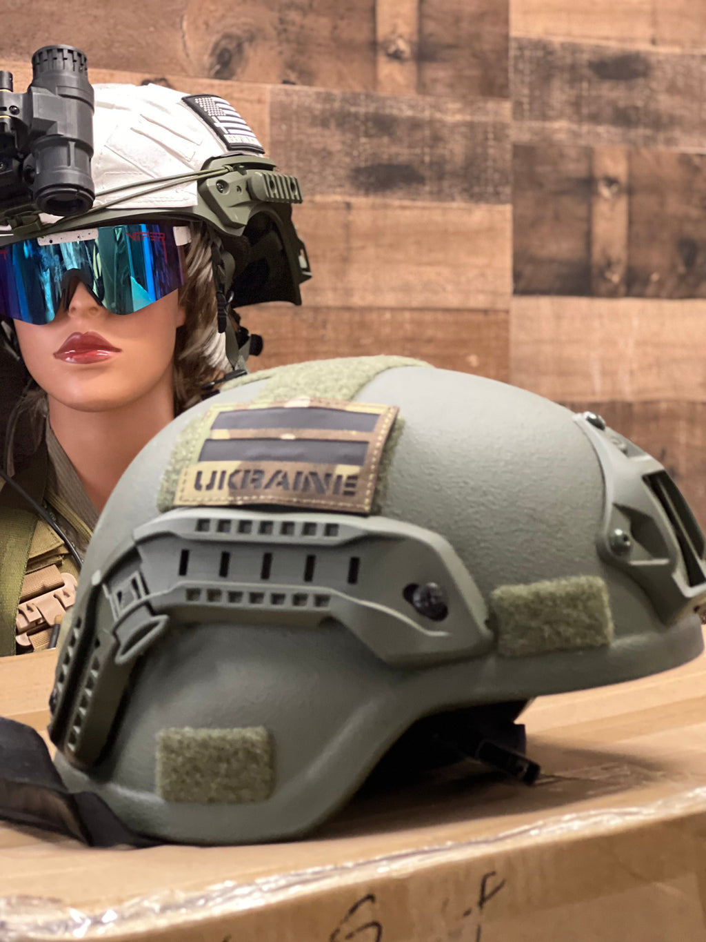 RT2 Ballistic MICH Helmet: Tested to LEVEL IIIA (Included Arc Rails, Padding, Straps) - Zero One Outpost