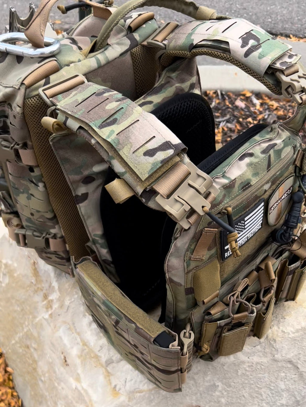 FULL KIT COMBO Crusader 2.0 V4 Armor COMBO PACKAGE LIGHTWEIGHT LEVEL IV (2) 10x12 Front/Back Plates, Mission Plate Carrier Bag - Zero One Outpost