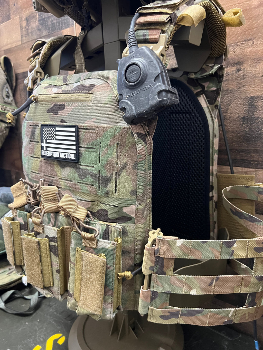 FULL KIT COMBO Crusader 2.0 XL Armor COMBO PACKAGE LIGHTWEIGHT LEVEL IV (2) 10x13.5 Front/Back Plates, Plate Carrier Bag, Medic Pouch - Zero One Outpost