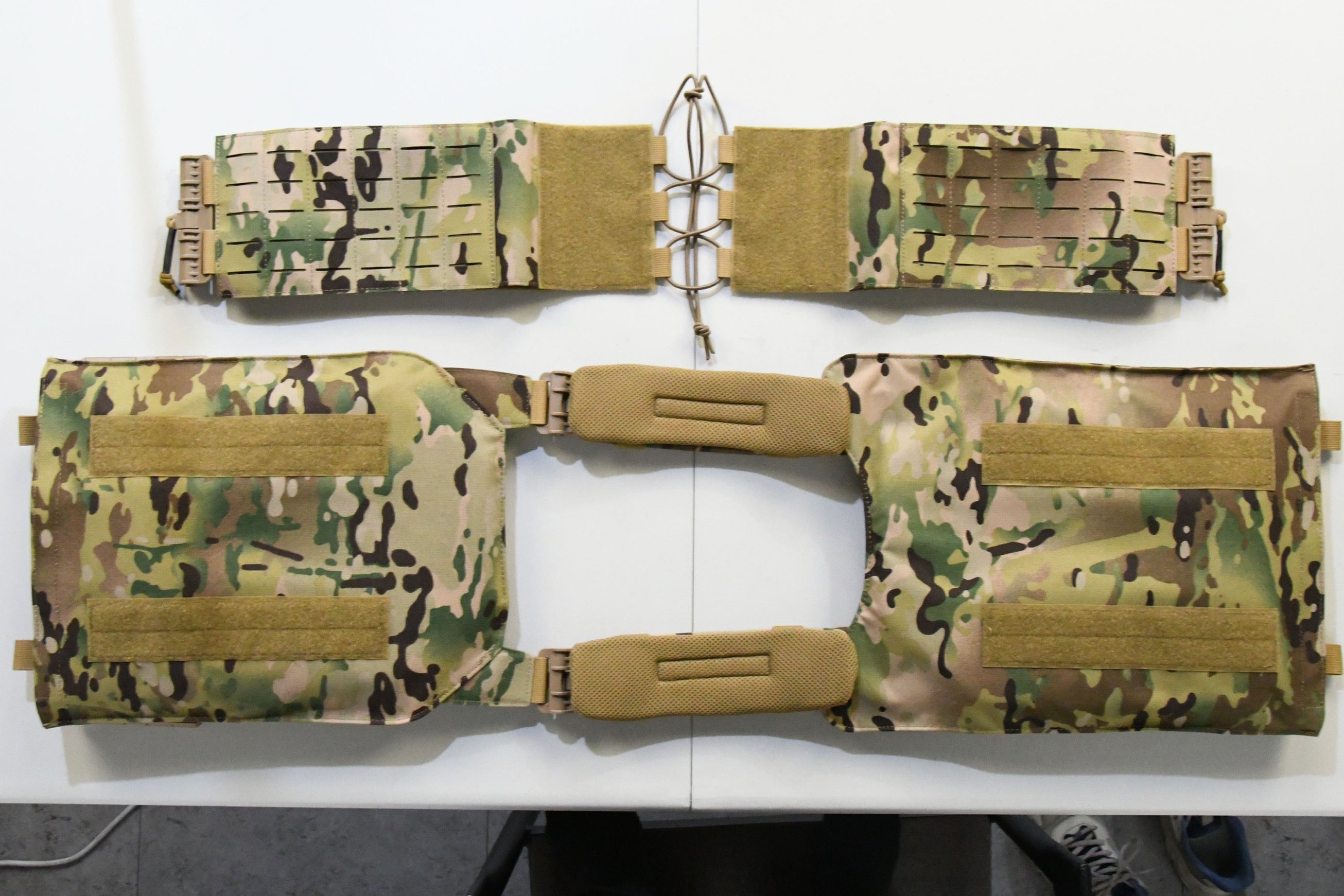 Redemption Tactical® "CRUSADER 2.0 XL” V4 Plate Carrier Vest with Side Cummerbund - Zero One Outpost
