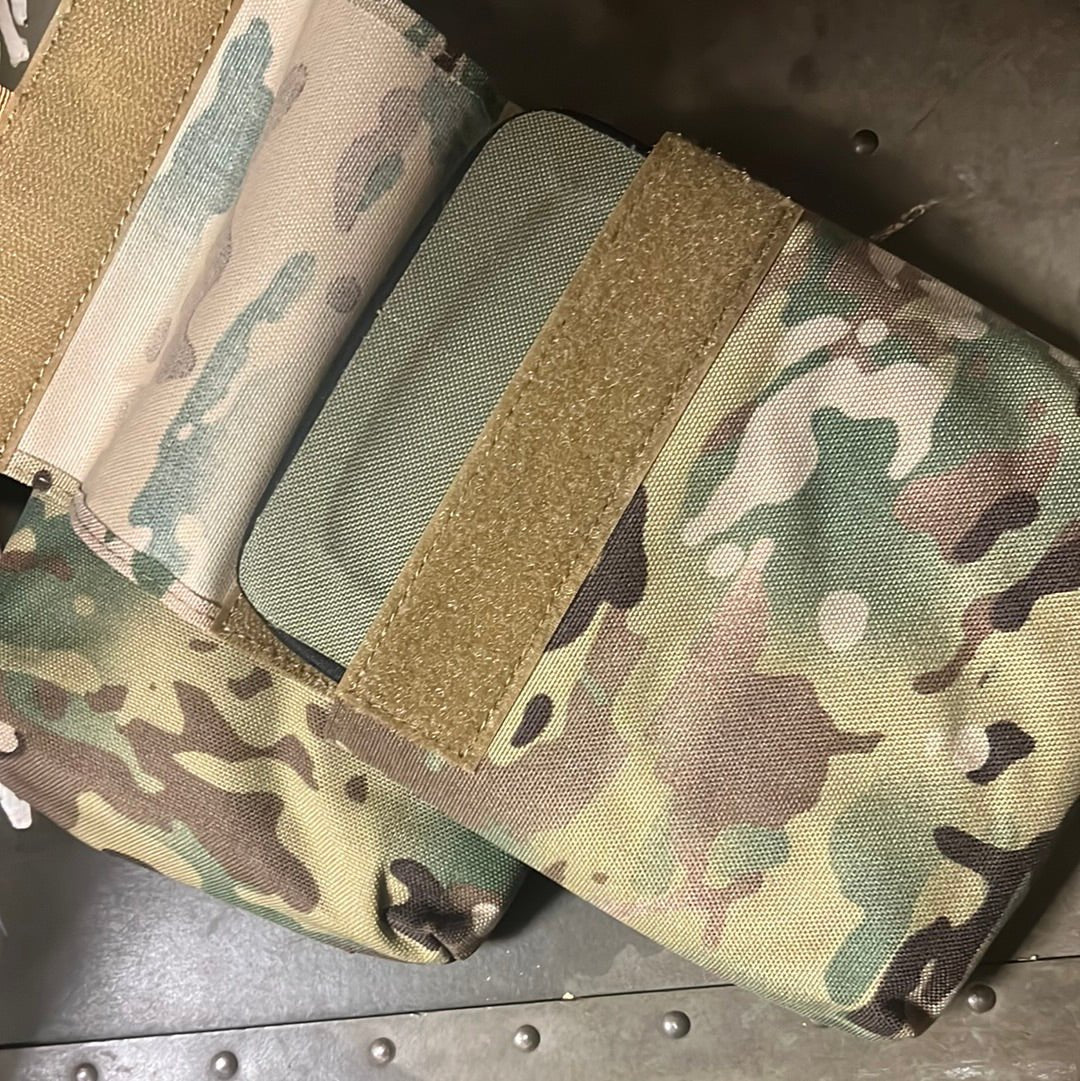 Pair of Crusader Side Plate Pouch (Adjustable for 6x6 or 8x6 plates) - Zero One Outpost