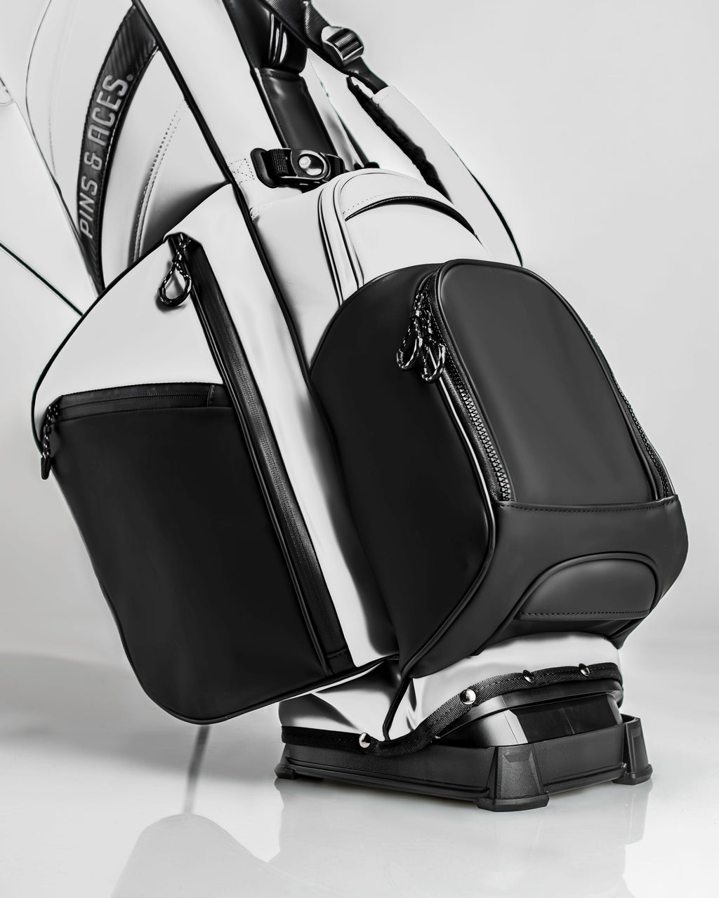 Player Preferred™ Golf Bag - Domino - Zero One Outpost