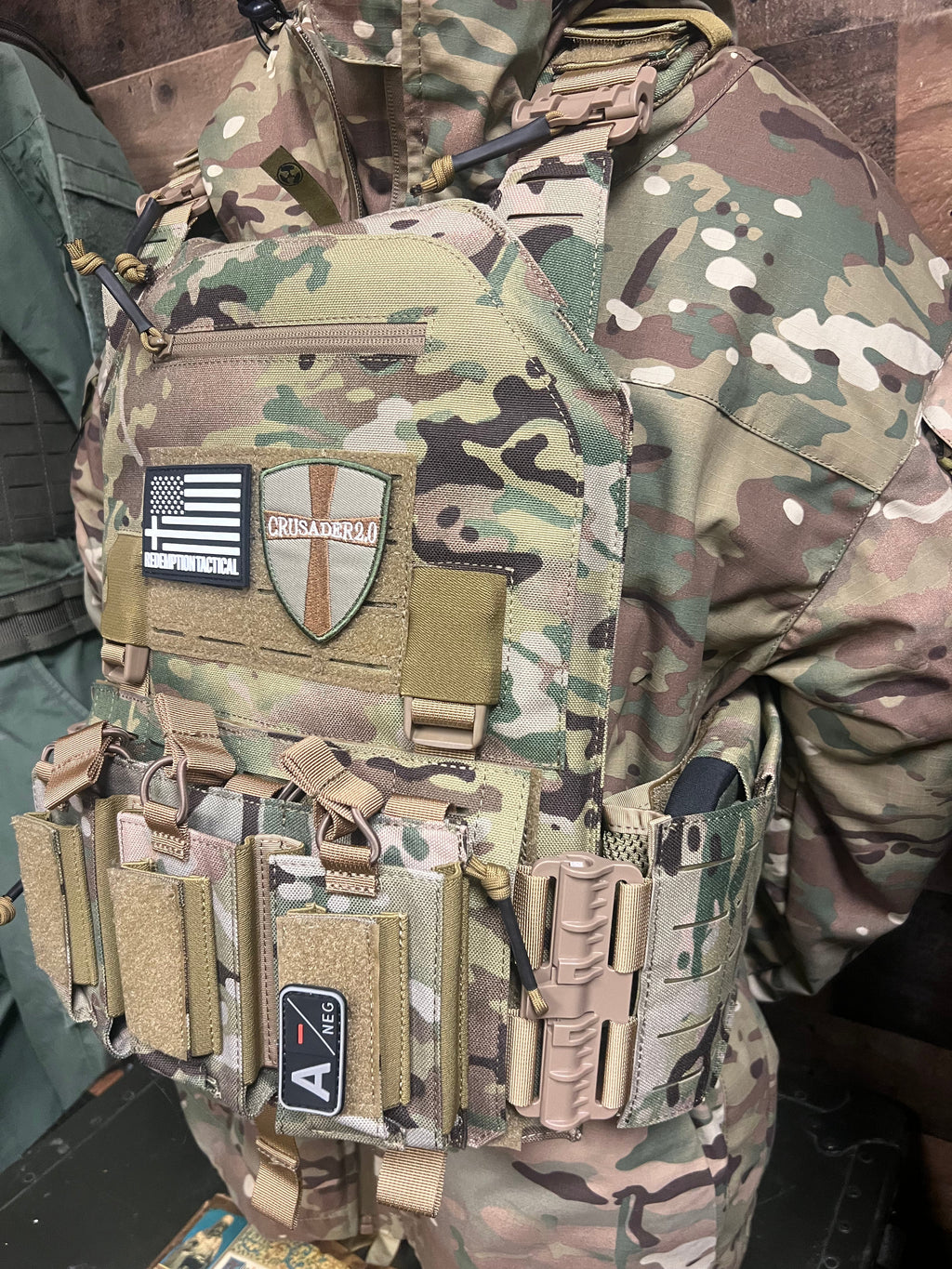 Redemption Tactical® "CRUSADER 2.0 XL” V4 Plate Carrier Vest with Side Cummerbund - Zero One Outpost