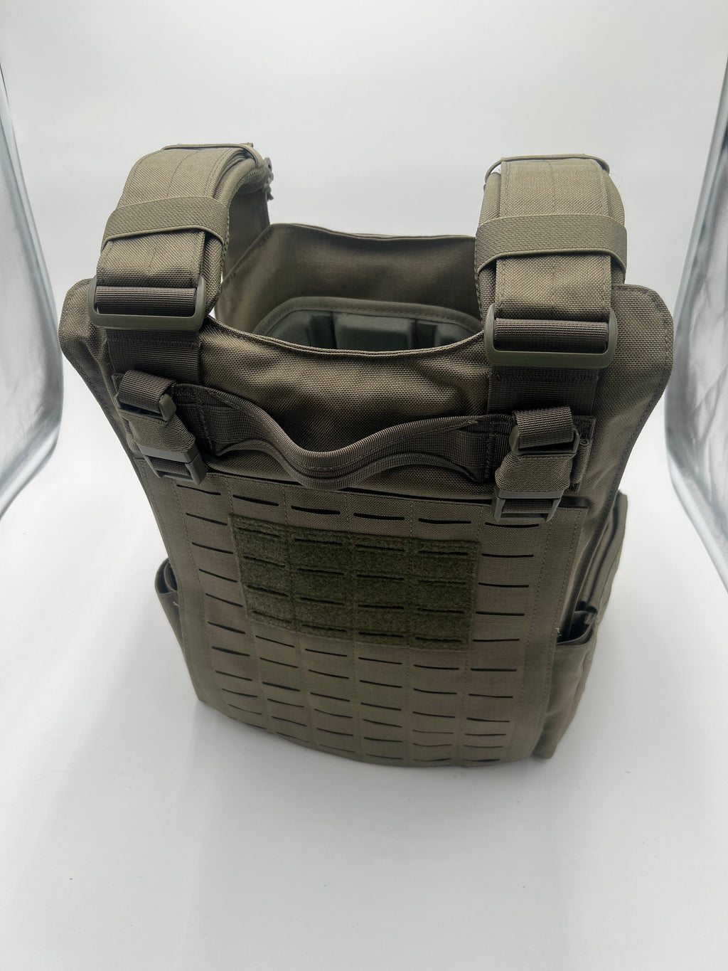 BIG BOY Crusader 2.0 XL Armor COMBO PACKAGE LIGHTWEIGHT LEVEL IV (2) XL Ceramic Front/Back Plates - Zero One Outpost