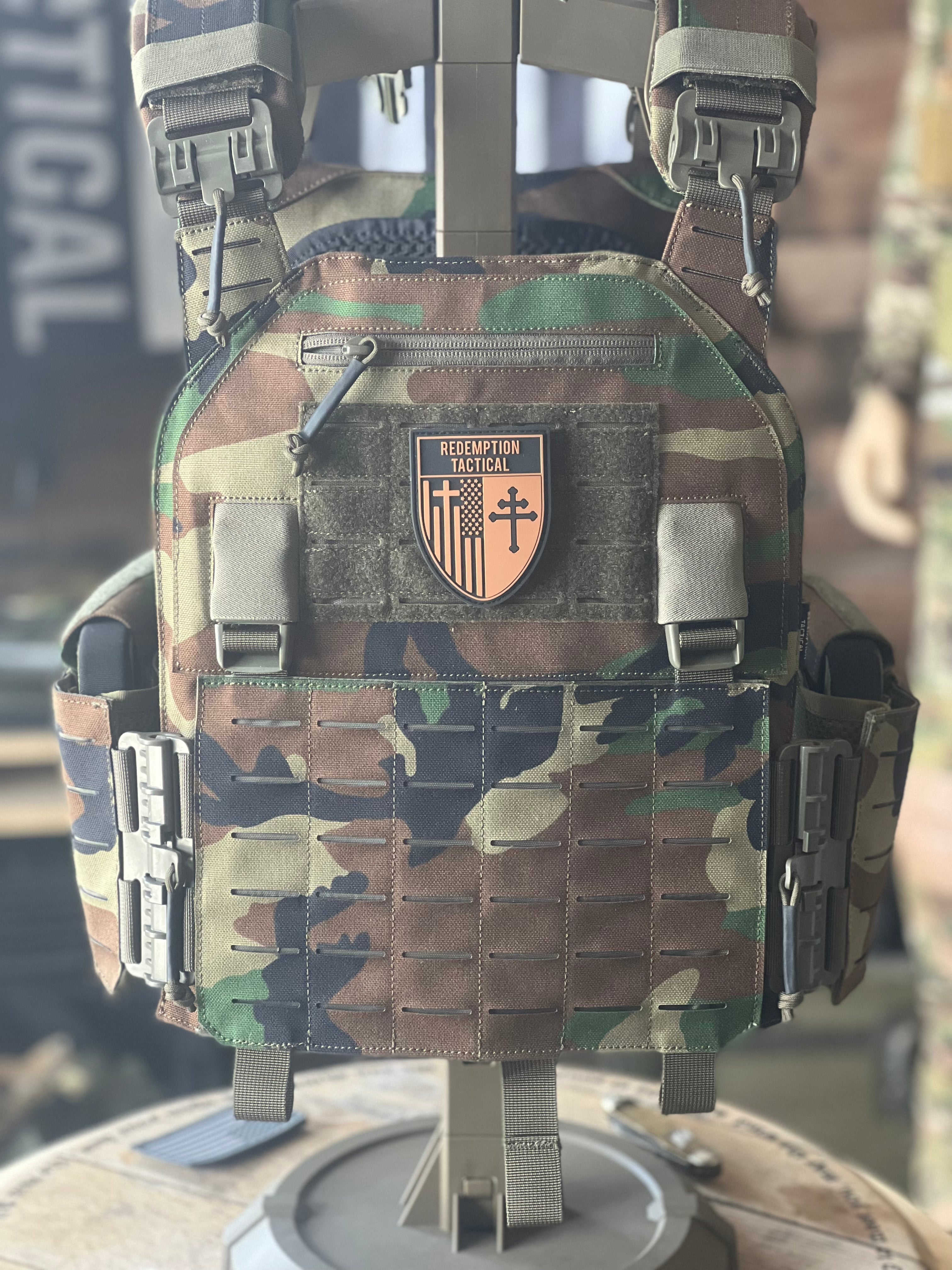 Redemption Tactical "CRUSADER 2.0"® V4 Vest - Zero One Outpost