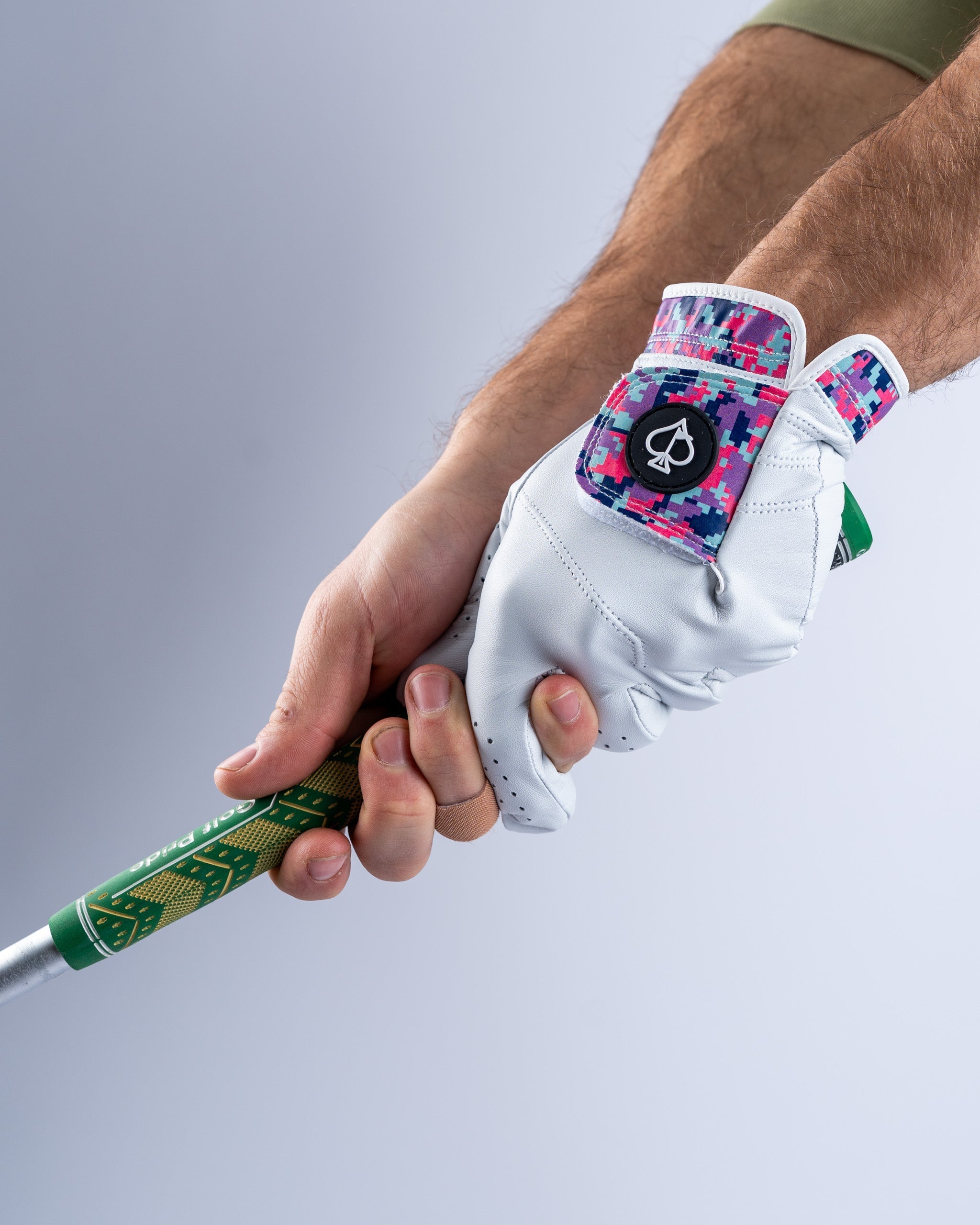 Premium Tour Glove - Vivid Camo - Zero One Outpost