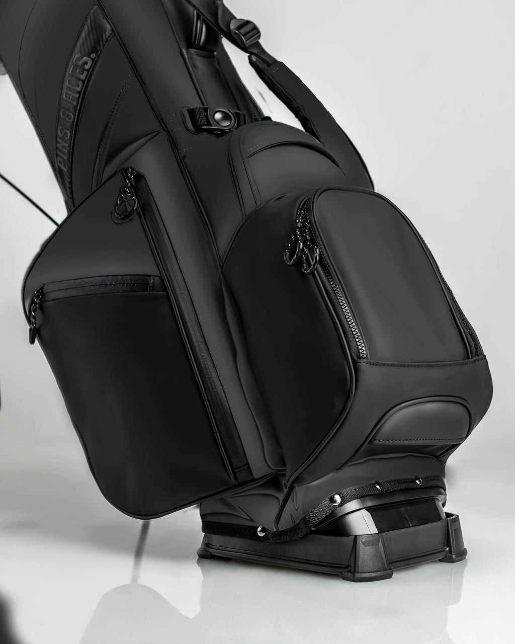 Player Preferred™ Golf Bag - Obsidian - Zero One Outpost
