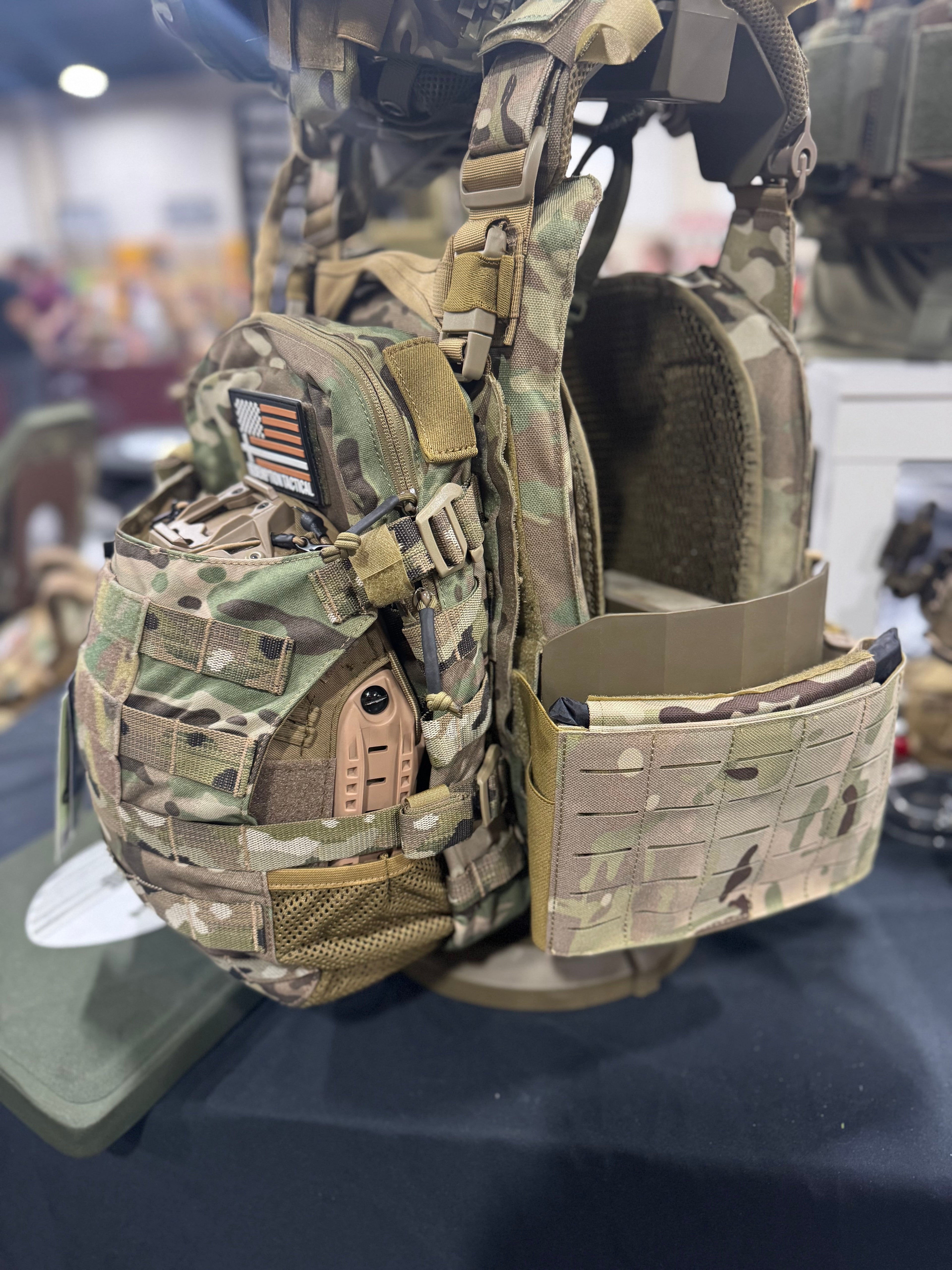 FULL KIT COMBO Crusader 2.0 V4 Armor COMBO PACKAGE LIGHTWEIGHT LEVEL IV (2) 10x12 Front/Back Plates, Mission Plate Carrier Bag - Zero One Outpost