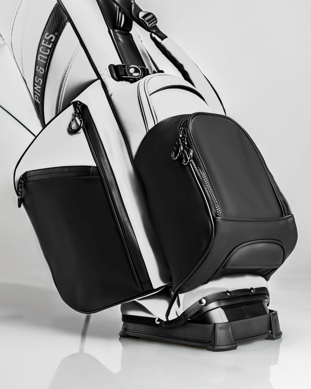 Player Preferred™ Golf Bag - Domino - Zero One Outpost