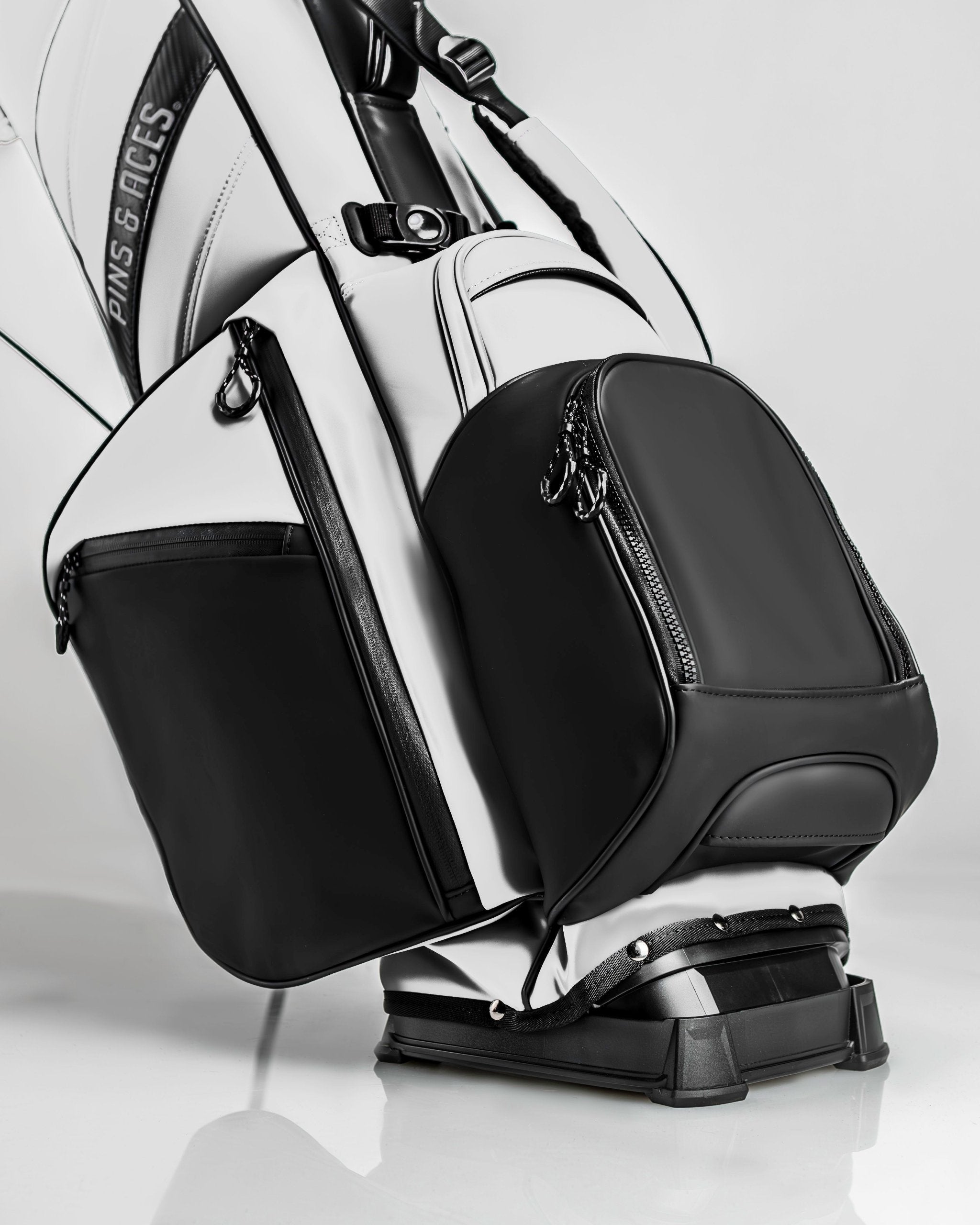 Player Preferred™ Golf Bag - Domino - Zero One Outpost